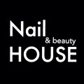 Nail HOUSE
