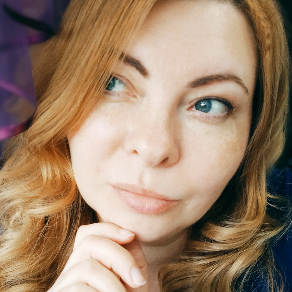 Комарова Любовь