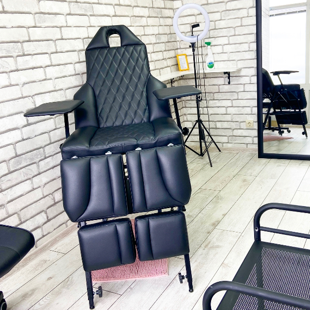 Кушетка Черная