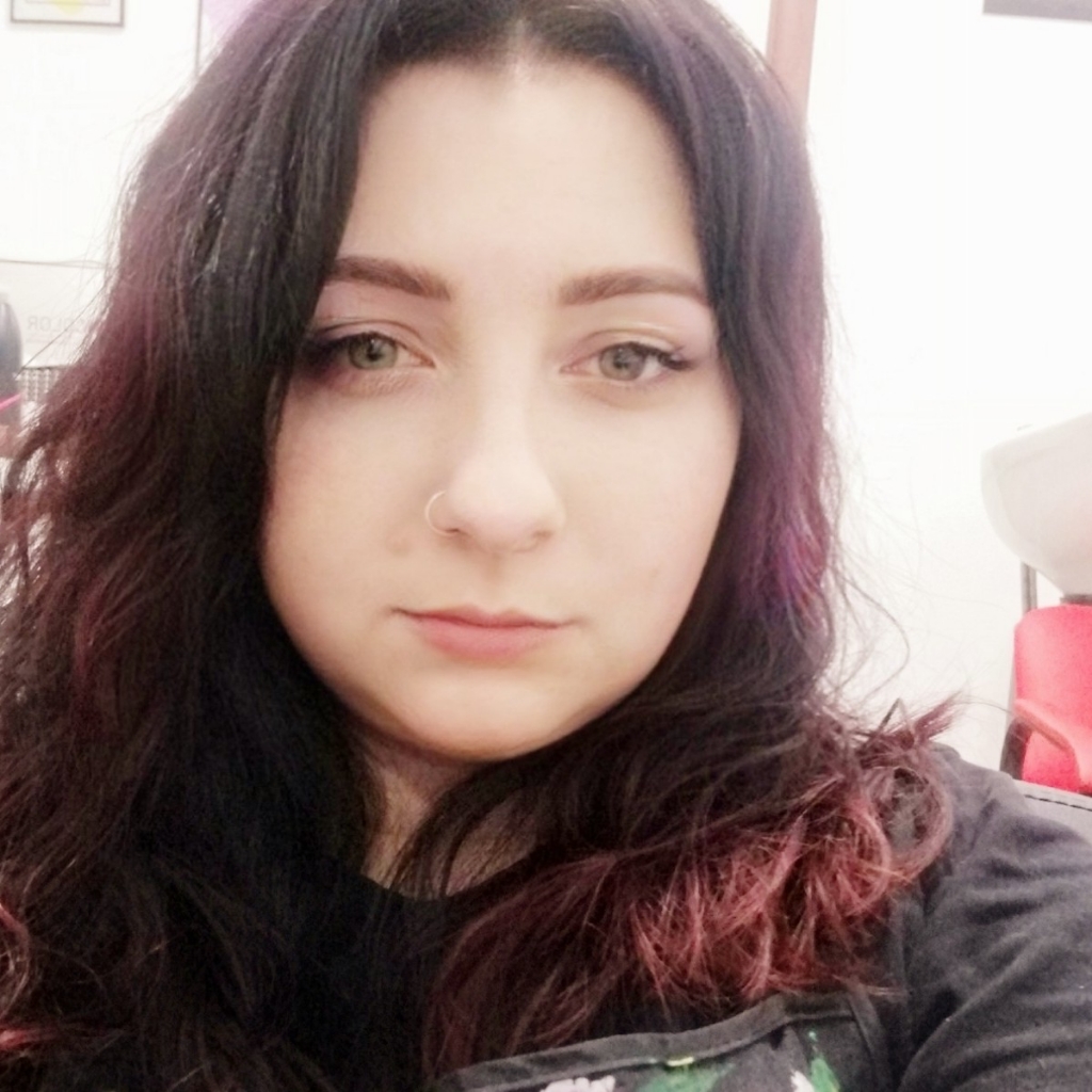 Поэтова Нина