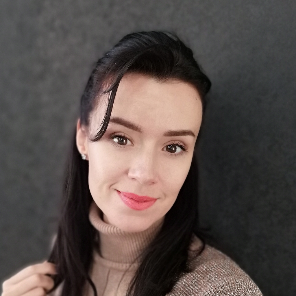 Новомосковск Лариса