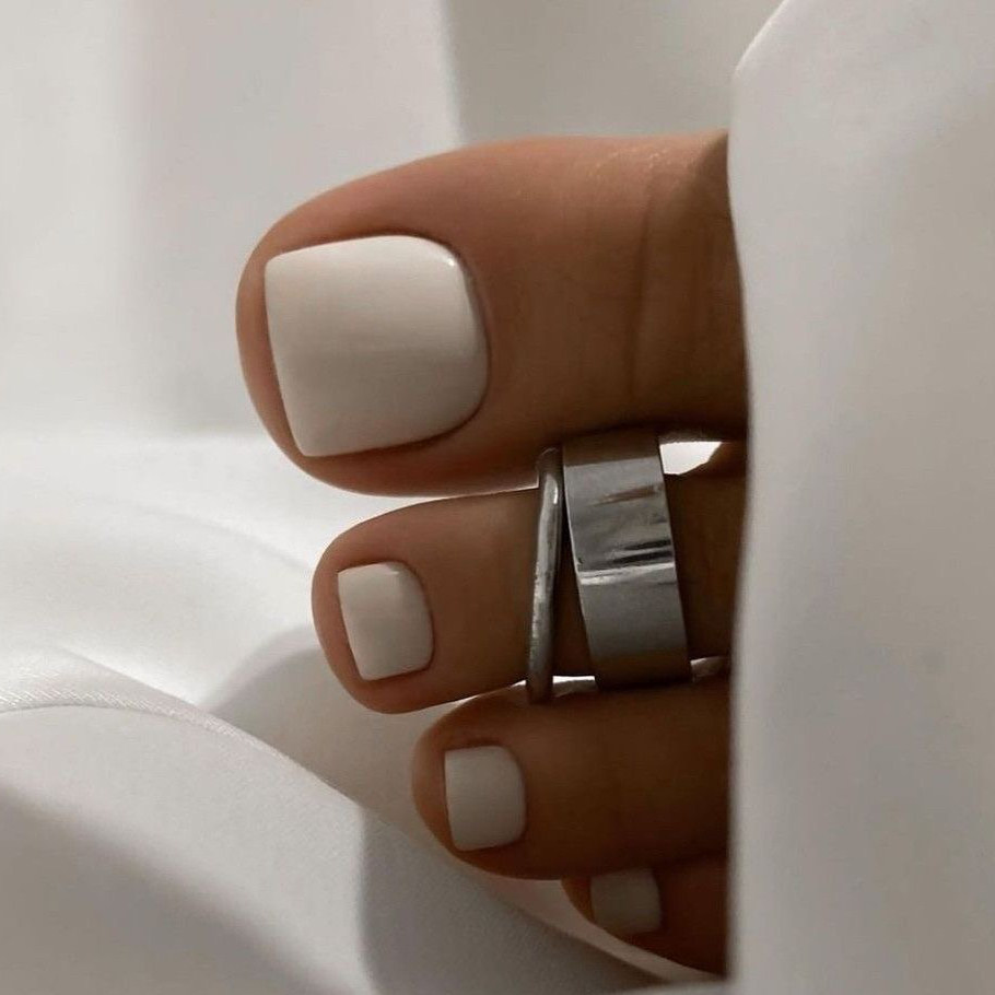 Экспресс педикюр с покрытием Luxio