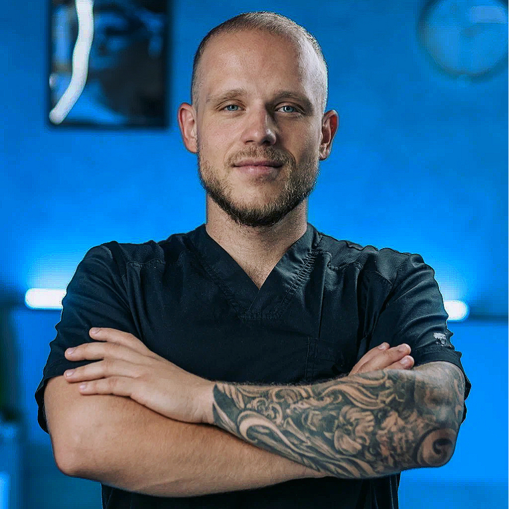 Гуназа Денис Витальевич