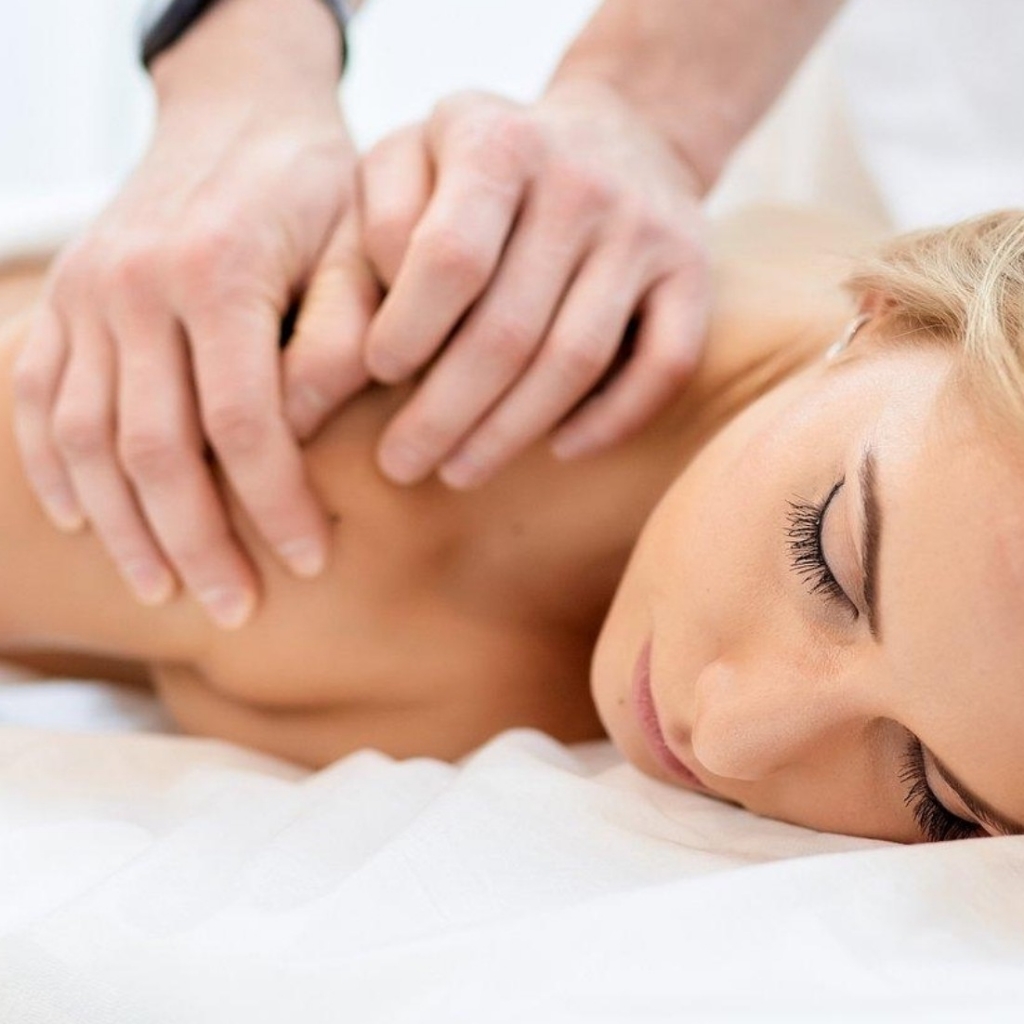 Снятие боли. Сеанс нейромышечного релиза