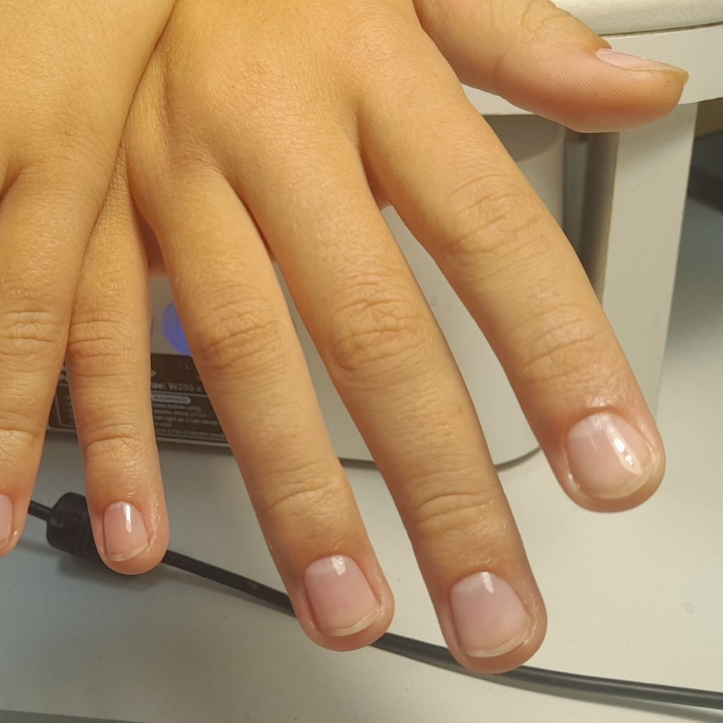 Маникюр детский