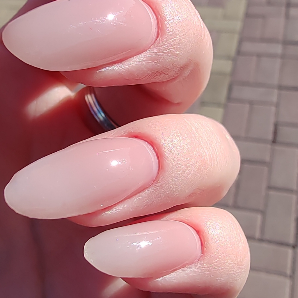 Наращивание ногтей