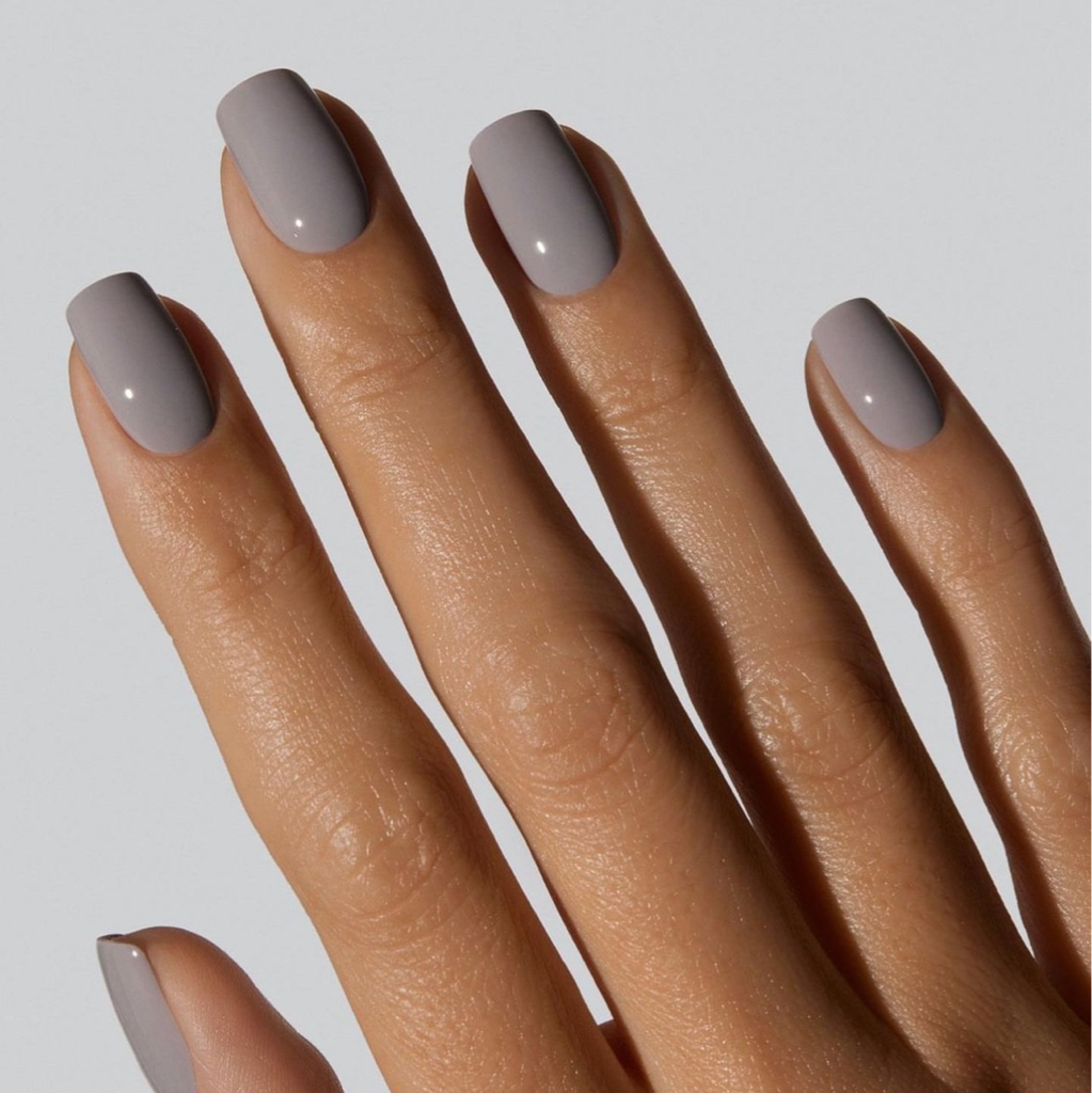 Маникюр + покрытие цветным лаком