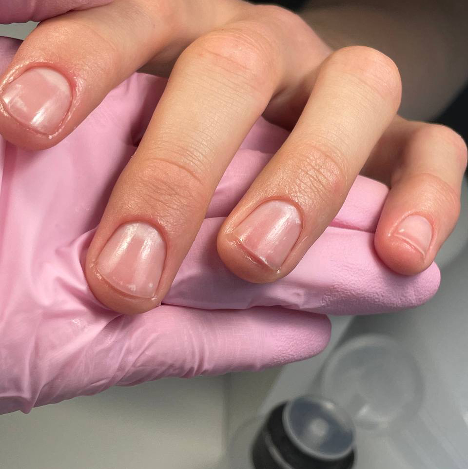 Маникюр без покрытия