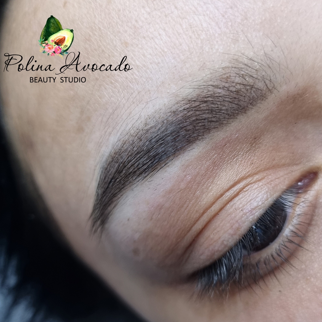 Перманентный макияж бровей