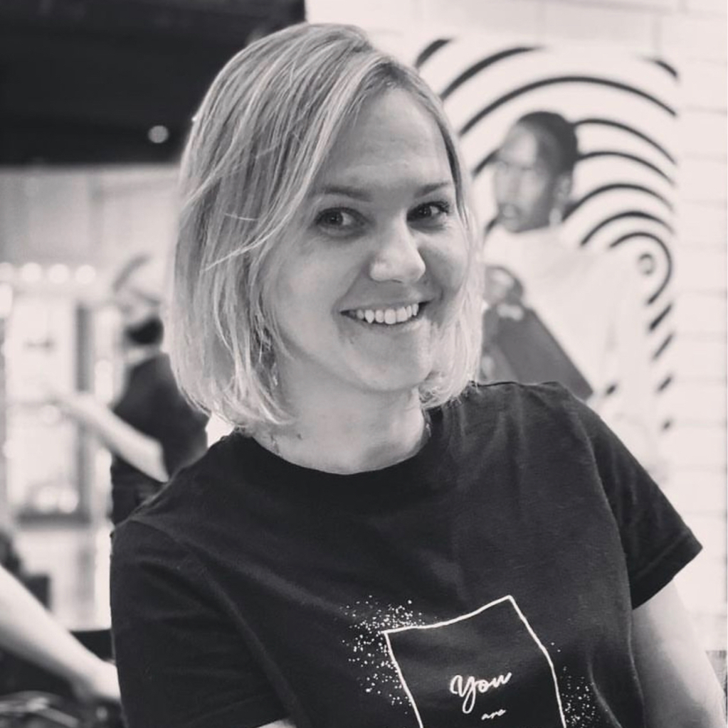 Шишкова Любовь