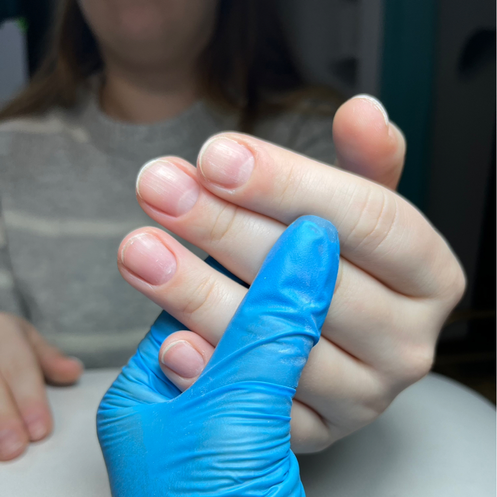 Комбинированный маникюр без покрытия