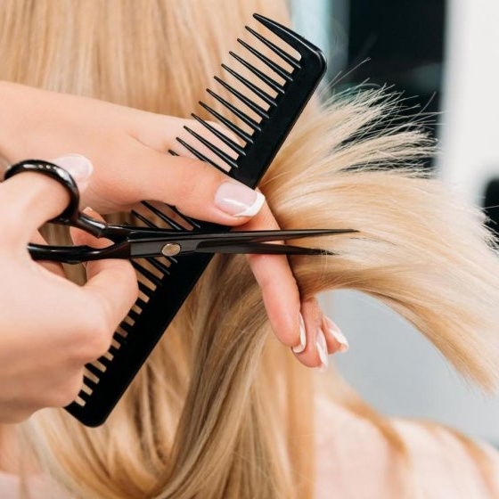 Стрижка женская