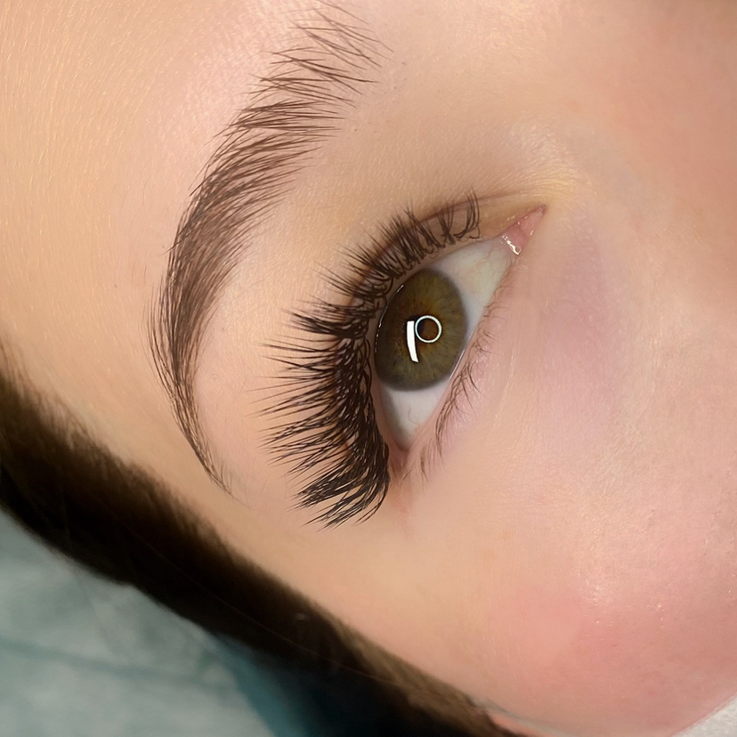 Наращивание ресниц объем 1,5D