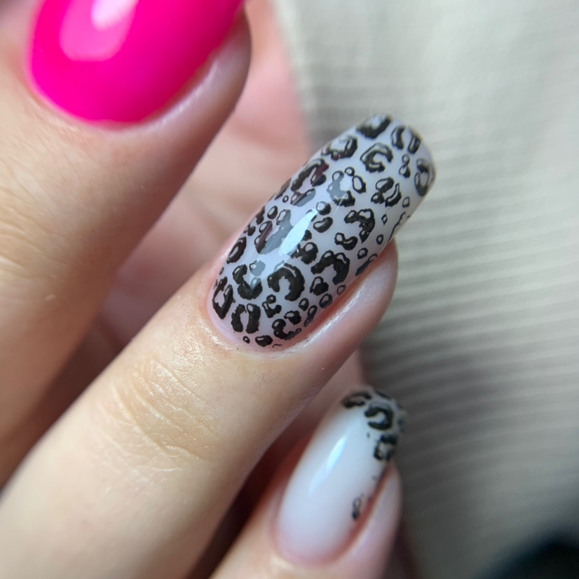 Маникюр+ укрепление+однотонное покрытие