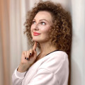 Каменева Елена