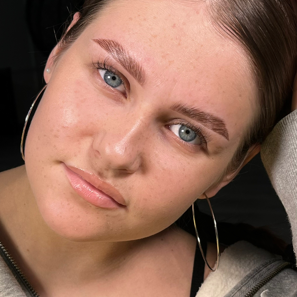 Долговременная укладка, коррекция и окрашивание