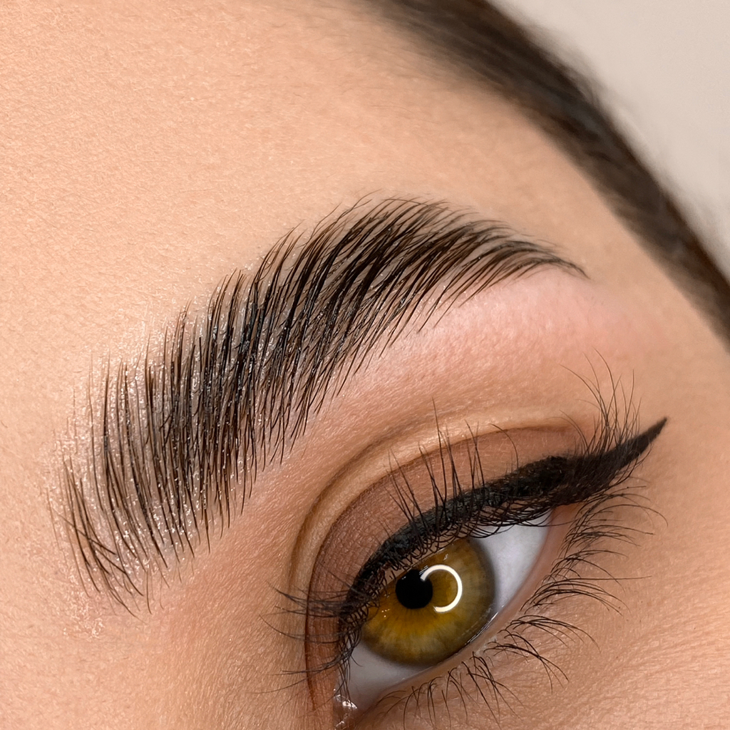 Ламинирование бровей + коррекция