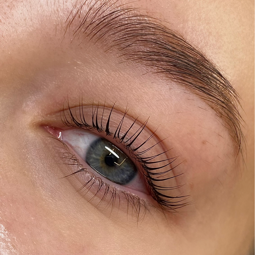 Ламинирование ресниц