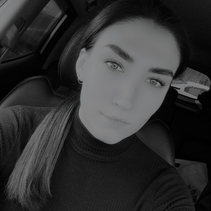 Юлия Салатина