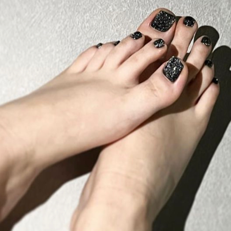 Гель-лак без обработки пальцев и пяток