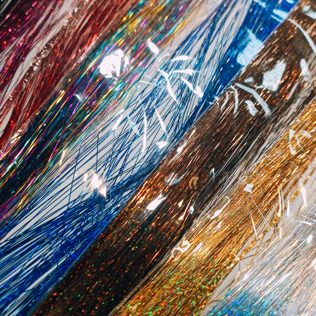 блестящие нити