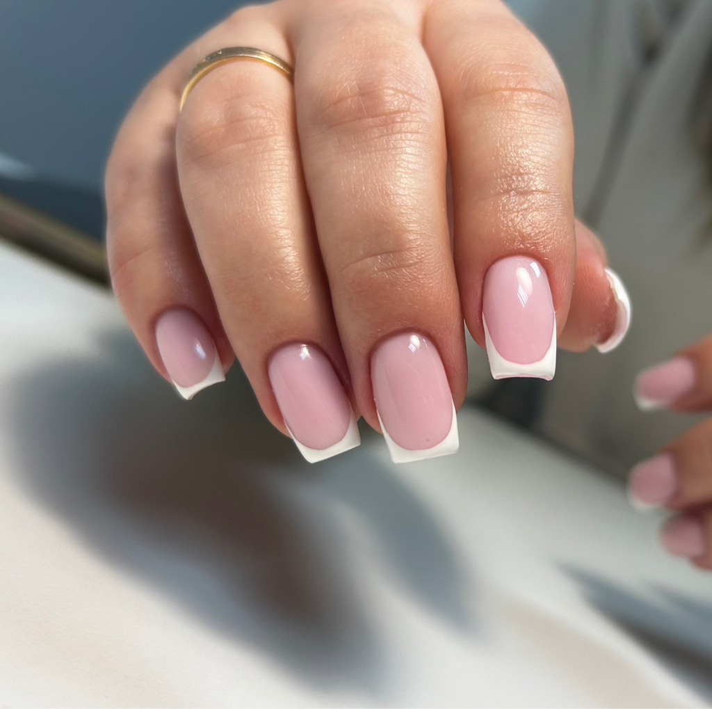 Маникюр с покрытием + френч