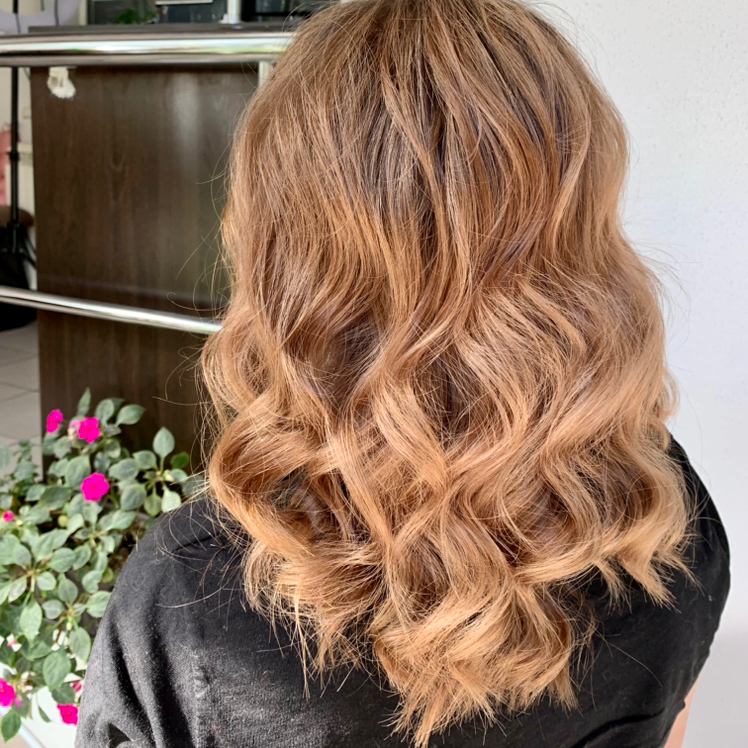 Окрашивание в одном цвете (вся длина)