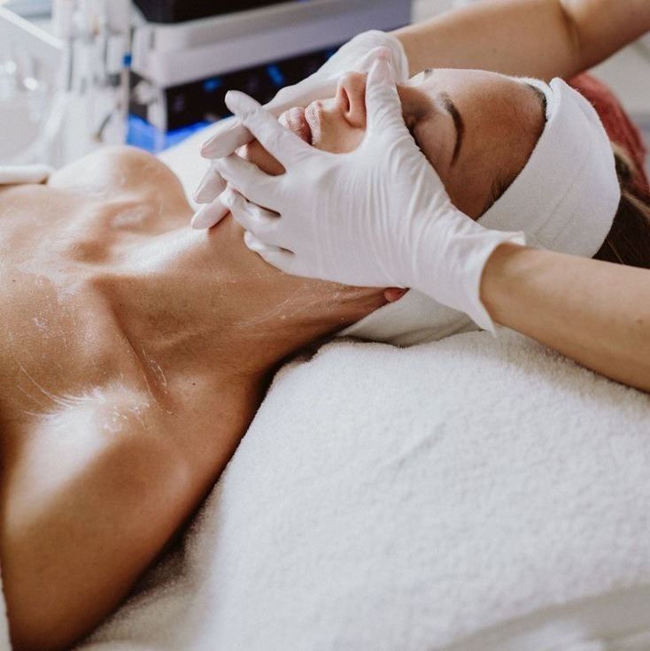 Буккальный массаж лица