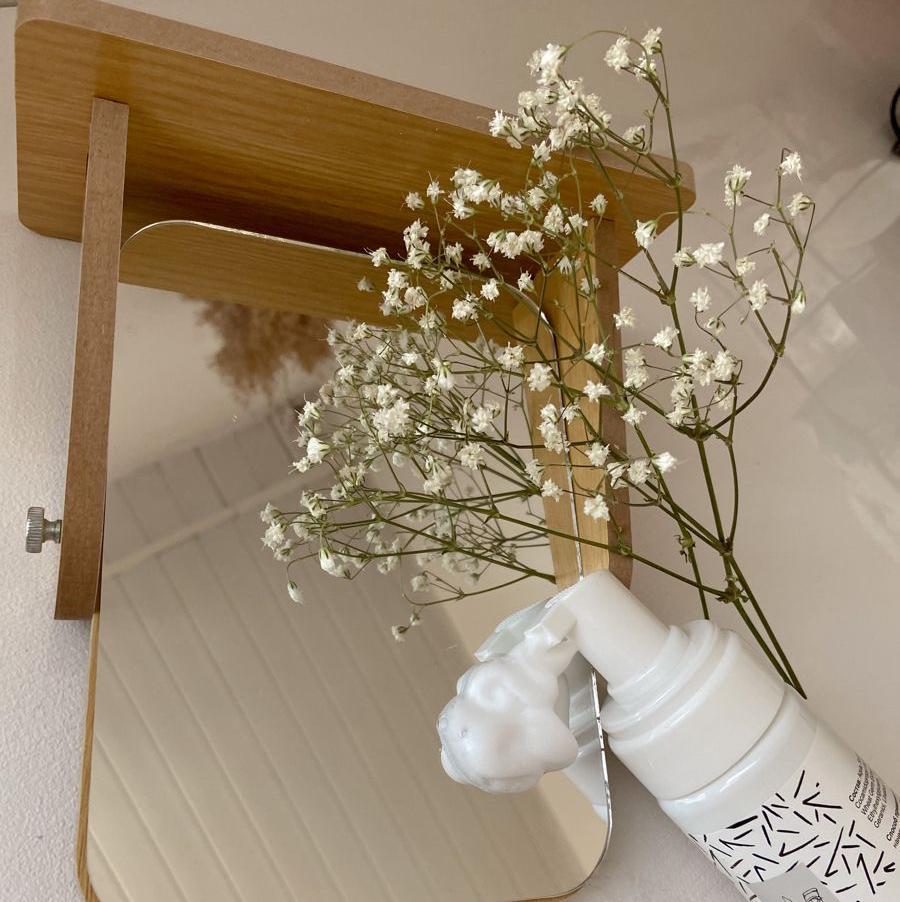 Снятие наращенных ресниц