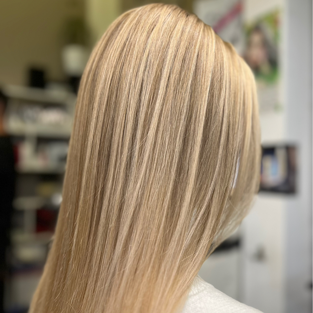 МЕЛИРОВАНИЕ ВОЛОС (ФОЛЬГА): Средные волосы( до плеч( без учёта материала)