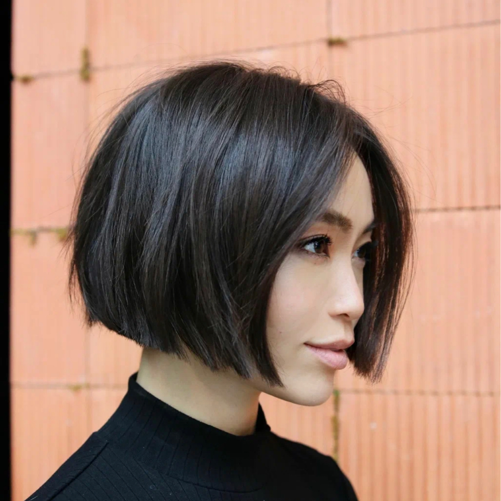 ✔️Укладка волос до плеч на плойку или утюжок.  Пар.