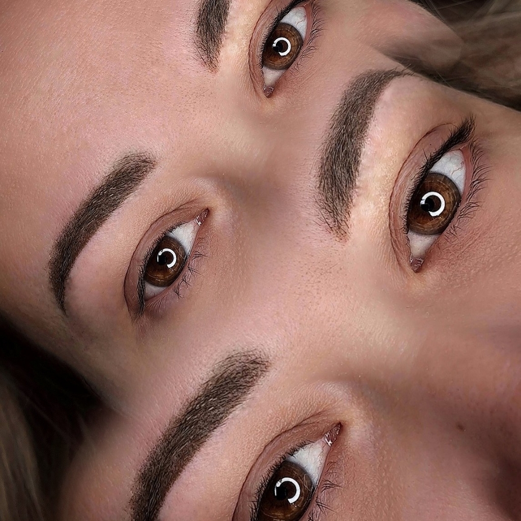 Коррекция перманентного макияжа бровей