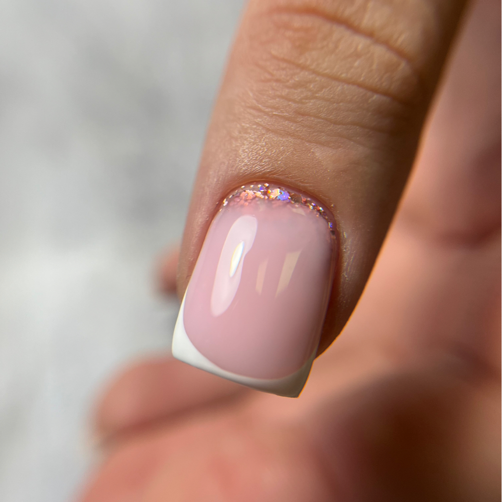 Французский маникюр