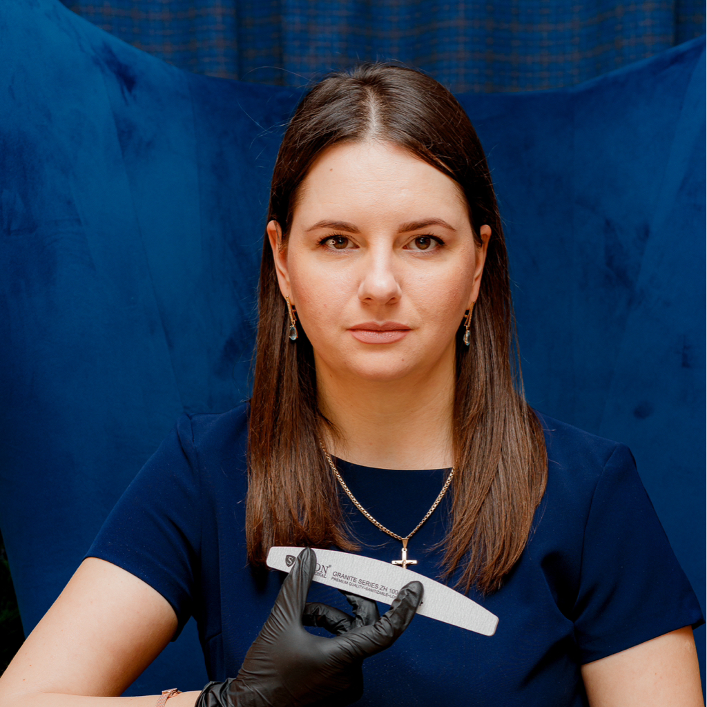 Алёна Гнедова