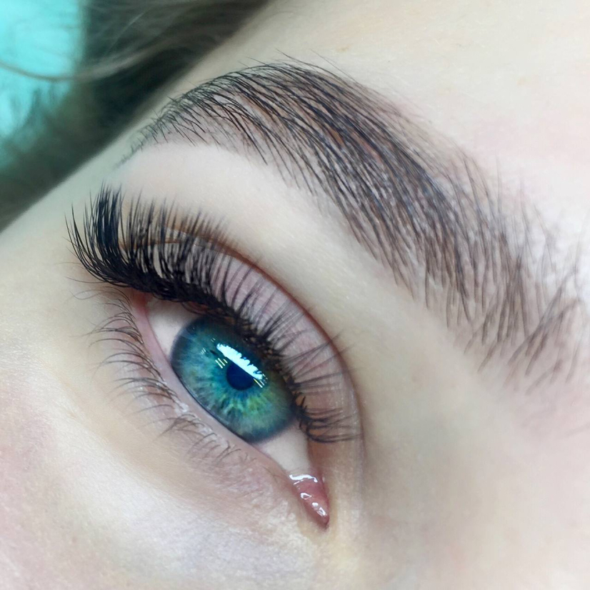 Наращивание ресниц объём 2/3D