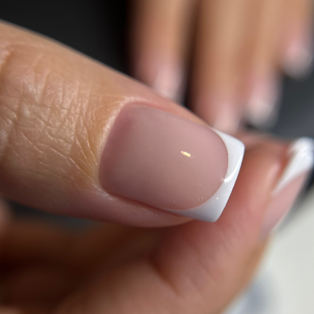 SCULPTING чистый / + ФРЕНЧ Реконструкция ногтевой пластины , построение правильной архитектуры, поднятие клюющих ногтей , четкие формы , покрытие