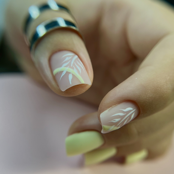 SCULPTING чистый / + ГЕЛЬ ЛАК  Реконструкция ногтевой пластины , построение правильной архитектуры, поднятие клюющих ногтей , четкие формы , покрытие