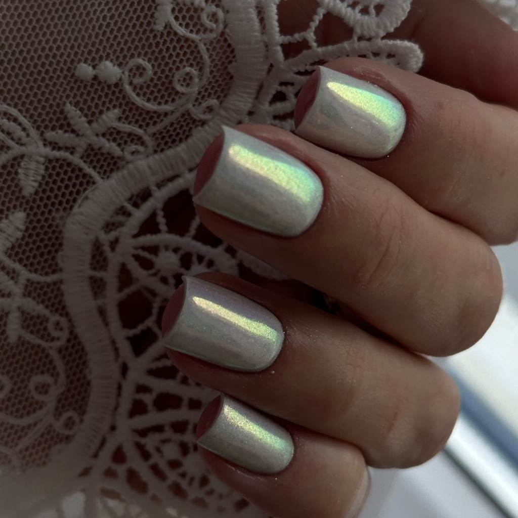 Маникюр с покрытием гель-лак