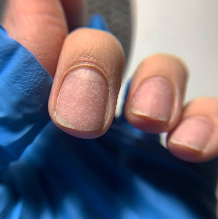 Маникюр без покрытия