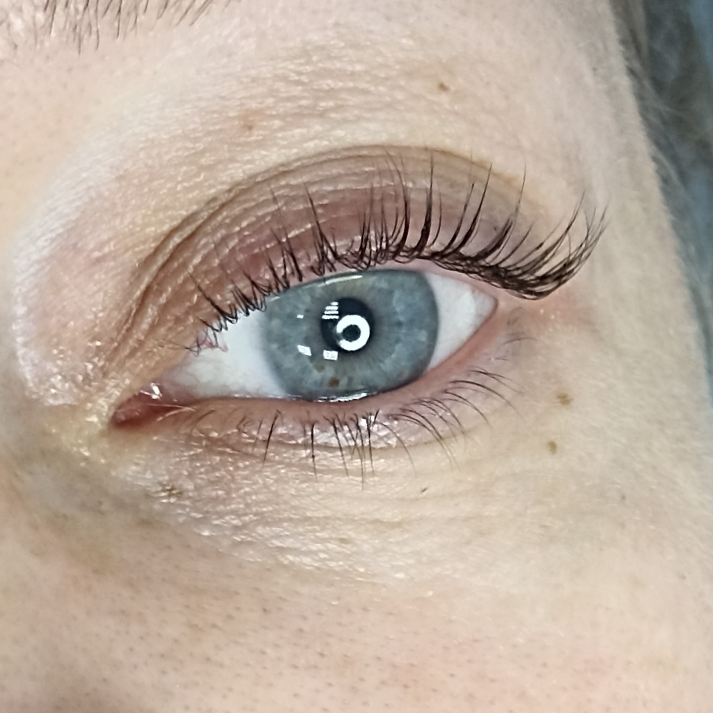 Ламинирование ресниц