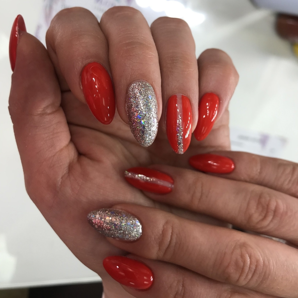 Маникюр с покрытием