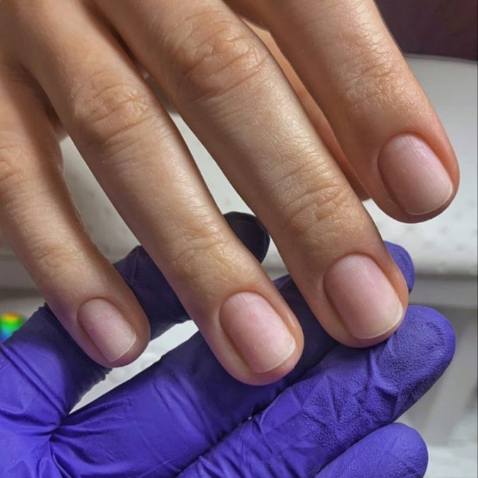 Маникюр аппаратный без покрытия