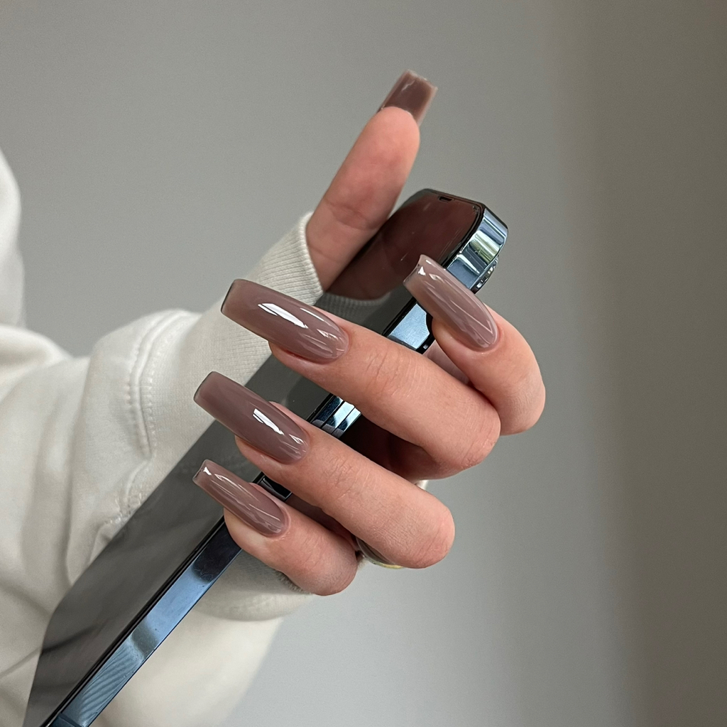 Наращивание ногтей