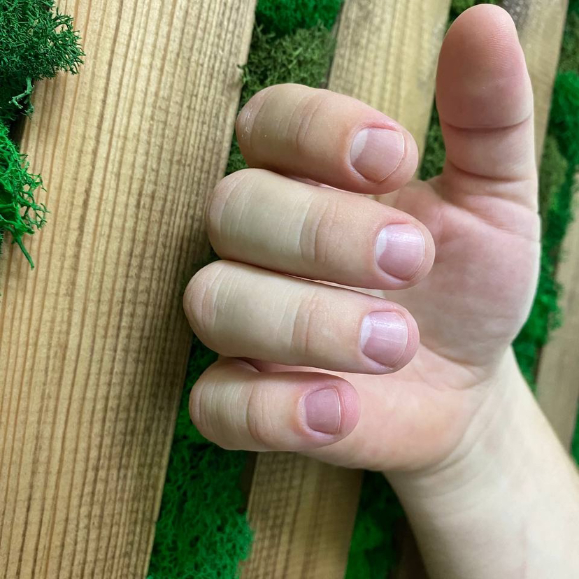 Маникюр классический