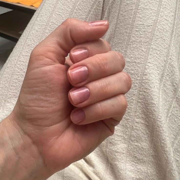 Снятие гель-лака