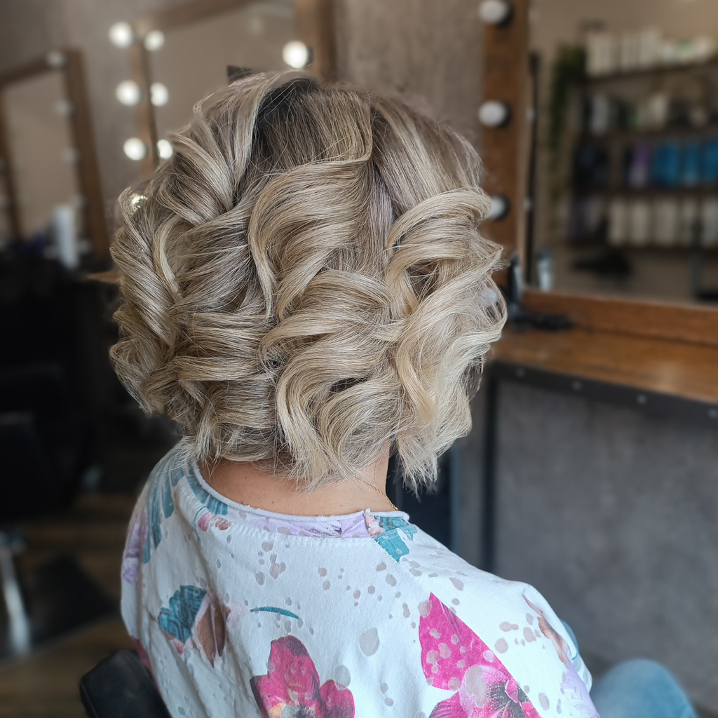 Укладка локоны средний волос