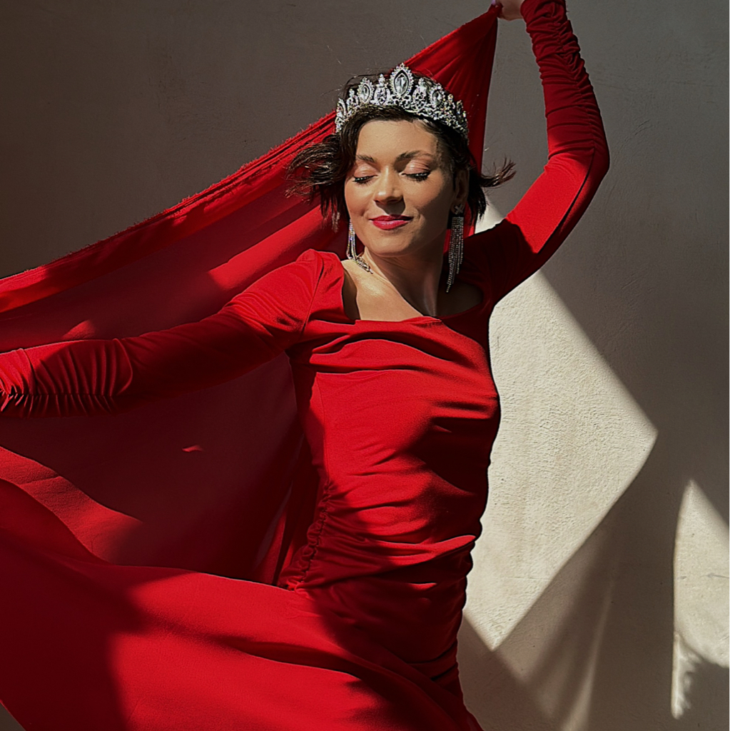 ЛАЗЕР Глубокое бикини +подмышки+ноги целиком +руки+зона лица(зона лица после консультации)