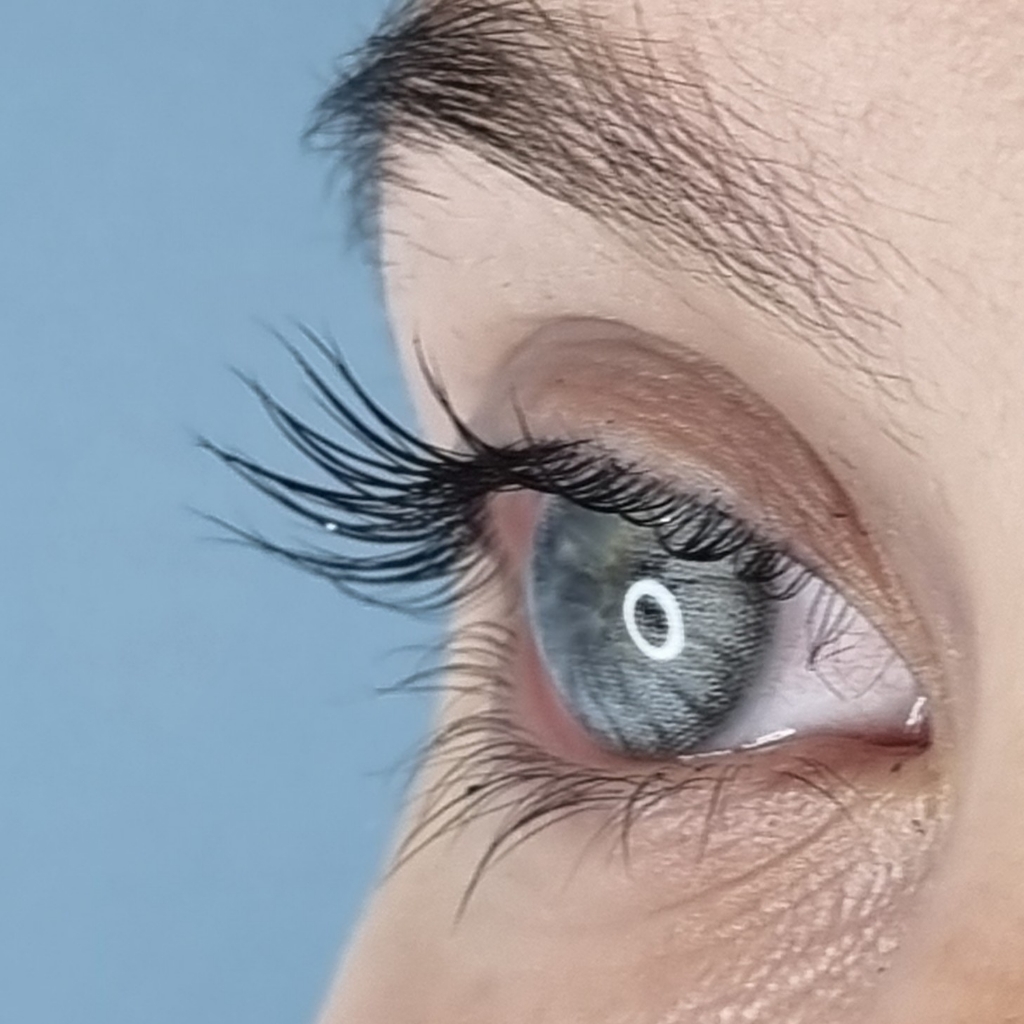 Окрашивание ресниц+уход (питание, уплотнение, восстановление, увлажнение, рост)