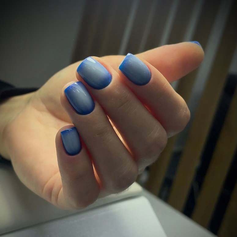 Дизайн лунный маникюр