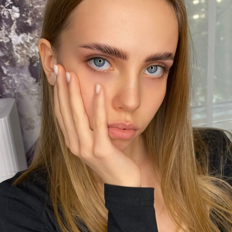 Долговременная укладка бровей+окрашивание+коррекция